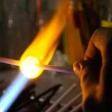 Travail du verre - Crédit photo : Parlons Verre