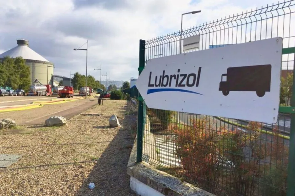 Panneau indication Lubrizol - Crédit photo ©FM/76actu