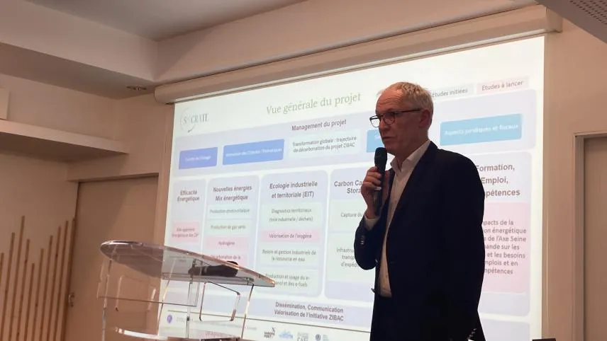 Bruno Petat a fait un point d’avancement des différentes études lancées par l’association Socrate pour décarboner les zones industrielles. - Photo Yohan Malliard / Paris Normandie 